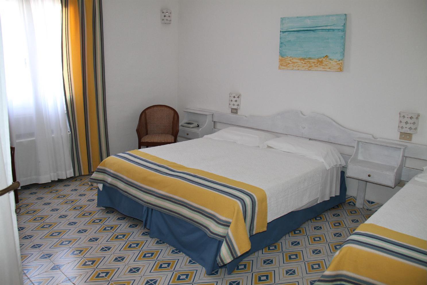 Hotel Tre Botti Baja Sardinia Ngoại thất bức ảnh